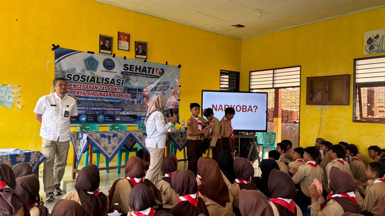 Cegah Bahaya Narkoba Sejak Dini, SMPN 2 Candiroto Satu Atap Gelar Sosialisasi Bersama BNN Kabupaten Temanggung